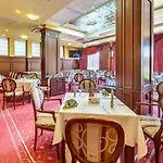 Chiirite Hotel 3*
